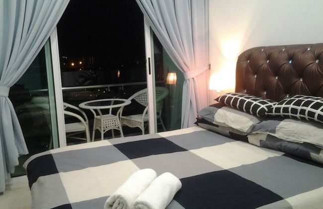 City Living with Panoramic Sea Views at Danga Bay - Foto 68