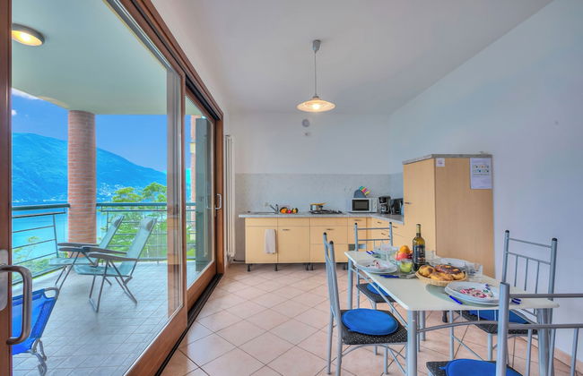 Va Pensiero sul lago Stunning View - Photo 13