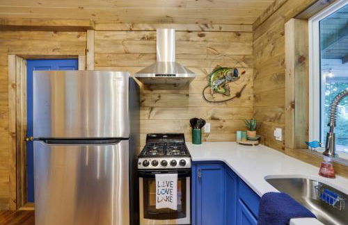 Lakeside Haven, a Modern Cottage with Lake Views - Foto 21