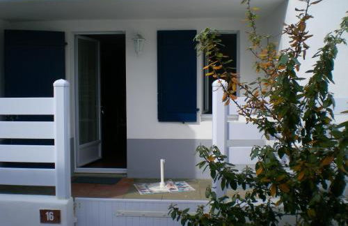 Maison accueillante à Saint-Jean-de-Monts avec terrasse - Foto 4