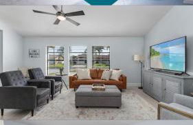 The Annabelle-- Bright 4 Bedroom Home, Heated Pool - Foto 3