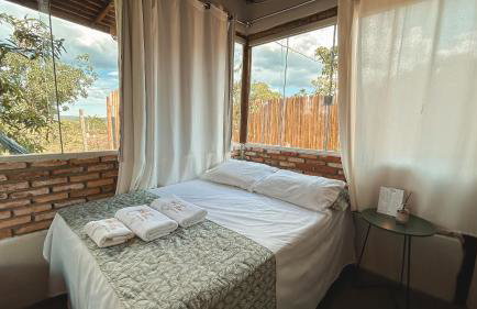 Chalé charmoso e aconchegante, pertinho da cidade. - Foto 1