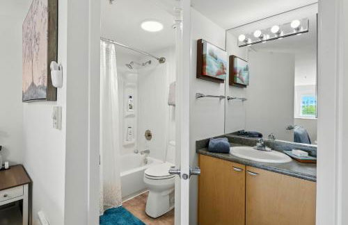 Designer Penthouse Space Needle View & Walk to Everything - Foto 10