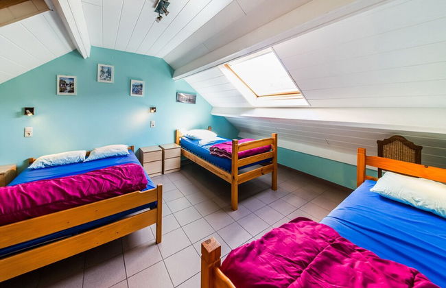 Stone Cottage with Sauna & Hot Tub near Cave of Lorette in Rochefort - Foto 13