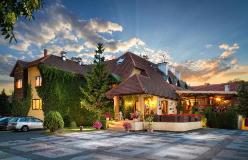 Villa Riccona - Foto 1