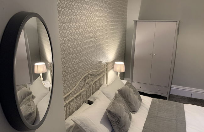 Sea View Apartment in Barmouth - Photo 4