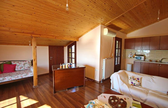 Pantso Villa - Photo 9