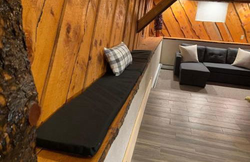 The Treehouse at 11 Gables - Center of Ludlow Village near Shopping and Restaurants - Foto 13