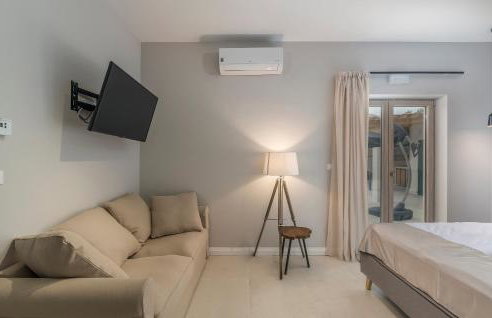 Villa Macan with Private Pool, Sauna & Garden - Photo 28