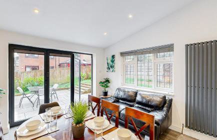 Modern Home, Sleeps 8, Parking - Foto 8