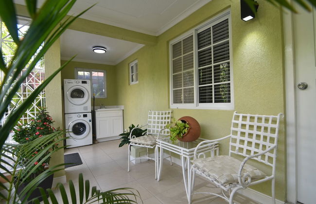 Centrally Located Guest Apartments III - Photo 15