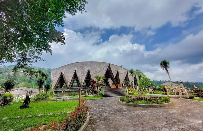 Horison Lucky Garden Villa Petang Bali - Photo 4