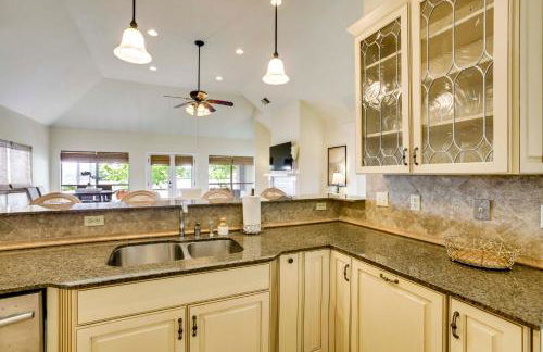 Waterfront Home 30 Mi to New Orleans with Boat Dock - Foto 11