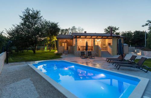 Villa Savey - heated pool - Foto 38