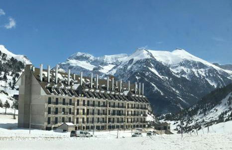 Apartamentos Leyre Candanchú - Photo 10