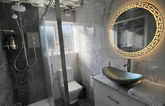 Luxury 2 Bed Apartment in Royal Sutton Coldfield - Foto 6