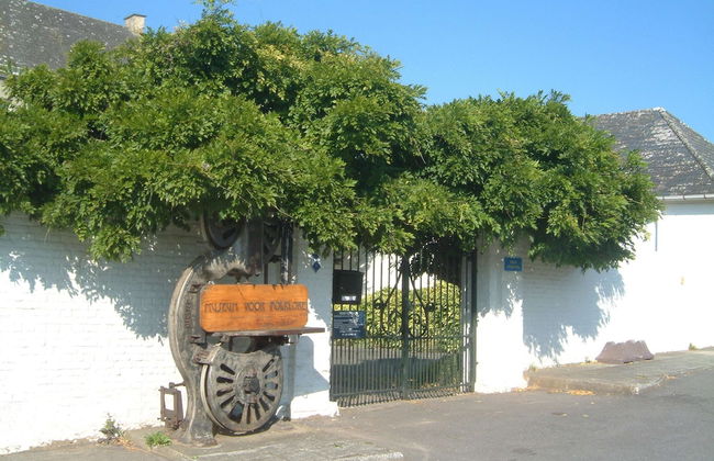 Modern Holiday Home in Zottegem with Hot Tub - Foto 40