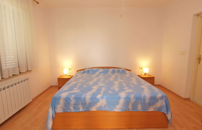 Apartment 21 - Photo 6