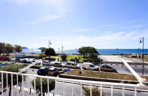GuestHost - Yalta - Seaview Apartment in Pozzuoli - Foto 12