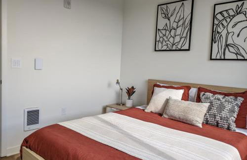 A premier smart condo with parking - Foto 4