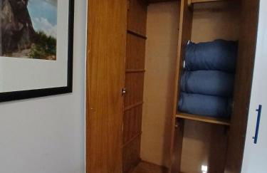 SUPERPRÁTICO-Amplo Apê com Garagem em bairro nobre - Foto 19