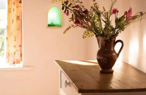 Orchard Cottage cosy rustic comfort just across the fields to a great Pub - Foto 13