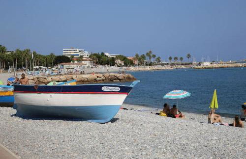 La petite Luciole entre mer et montagne. - Foto 18