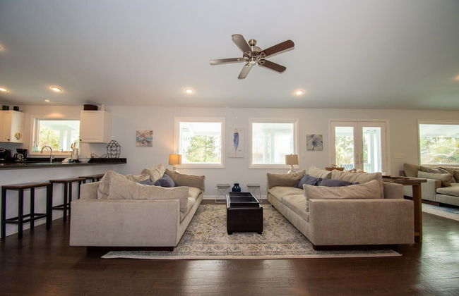 5bd, 3Ba Home Sleeps 14 Comfortably, Close to the Beach and Club Amenities - Foto 29
