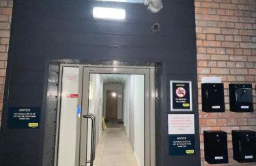 New & Modern 2-Bed Flat in City Centre - Foto 7