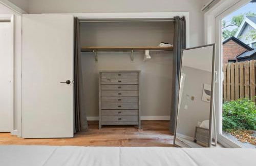 Willy St Apt Pets and Parking free - Fully Furnished - Foto 23