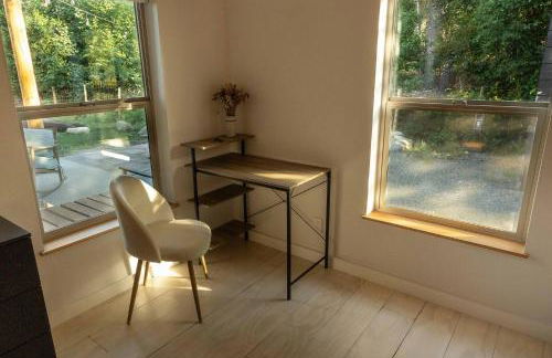 Trailside vacation home—easy walk to Winthrop - Foto 13