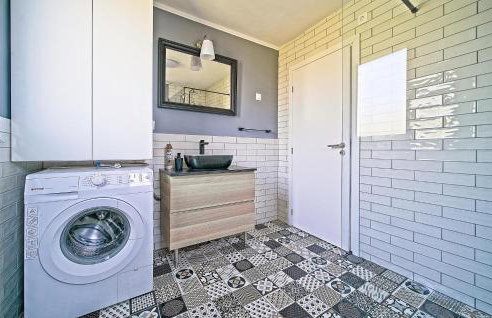 Amazing Home In Ivancici With Wifi - Foto 33