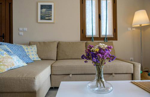 Paralio Astros Beachfront Suites - Photo 28