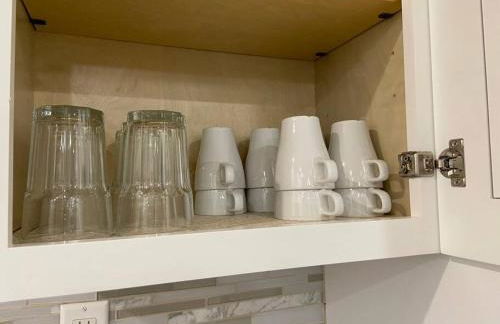 New! Cozy Gated 3BR, 2BA Vacation Home - Foto 9