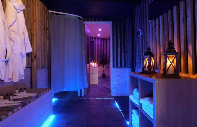 Angela's Hideaway - 2 Beds - Hot Tub - Sauna - Foto 16