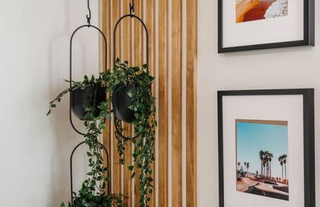 Hollywood Hills Sunset Strip Home w Hottub - Photo 23