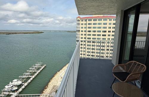 Lover's Key Beach Club by Check-In Vacation Rentals - Photo 7