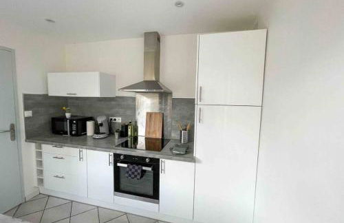 SPA - 4 Pers - NETFLIX - Gare - Parking - Photo 15