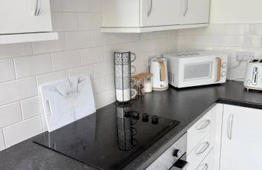 City Centre Embankment Apartments Superb Location - Foto 8