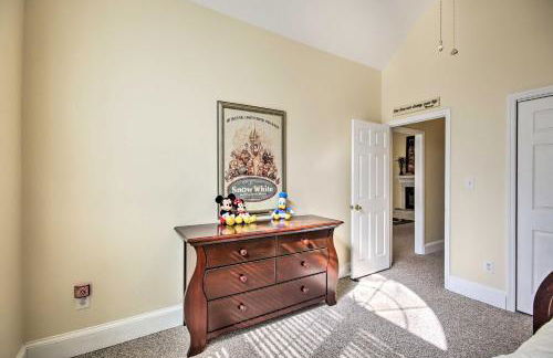 Luxe Lake House with Pool and Dock on Deep Water Cove! - Foto 21