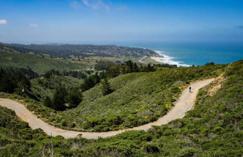 Ocean & Mountain View Home - Walk to Trails Beach Family Activities - Foto 40