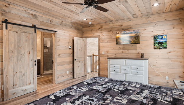 Stepping Stone 4 Bedroom Cabin by RedAwning - Foto 4, Habitación