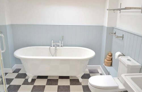 Hampton Wafre Cottage - Photo 12