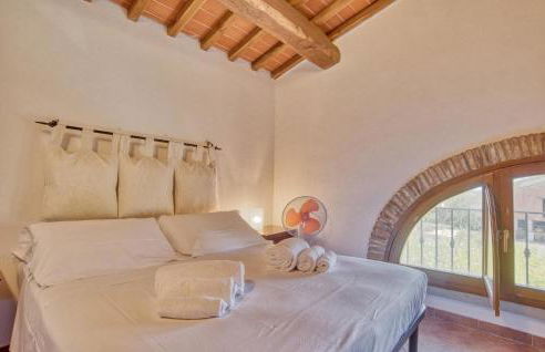 8 Bedroom Awesome Home In Arezzo - Foto 29