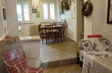 Casa Artemisia lungo il fiume con giardino privato - Foto 2