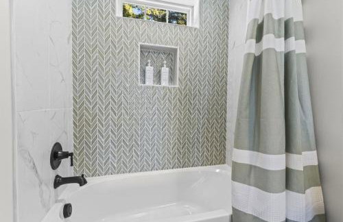 St Georges Getaway w firepit - Photo 11