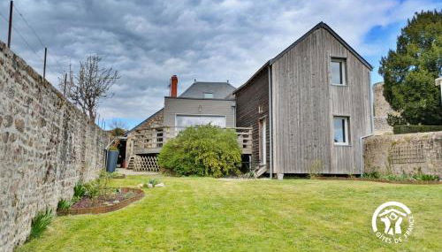 Gîte des cinq tours - Foto 2, Garden, Garden view