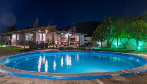 Cuervo Poolside Villa - Photo 4, Garden