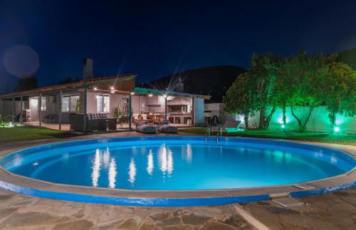 Cuervo Poolside Villa - Photo 4