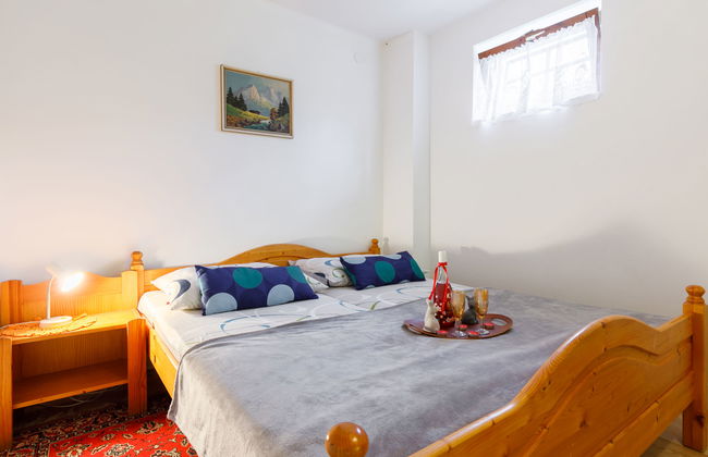 6 bedroom House in Balatonfenyves with private pool and garden - Photo 15